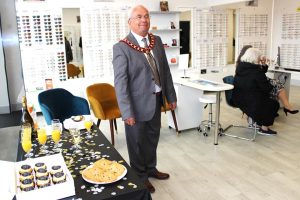 Complimentary Glasses Service in Deeside