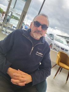 Complimentary Glasses Service in Deeside
