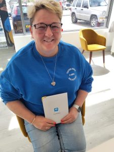 Complimentary Glasses Service in Deeside