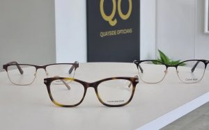Complimentary Glasses Service in Deeside