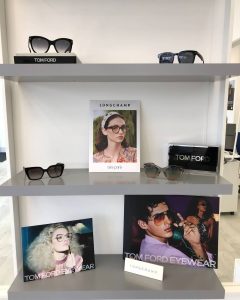 Complimentary Glasses Service in Deeside