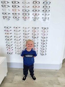 Complimentary Glasses Service in Deeside