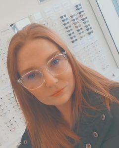 Complimentary Glasses Service in Deeside