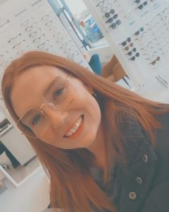 Complimentary Glasses Service in Deeside