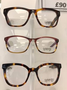 Complimentary Glasses Service in Deeside