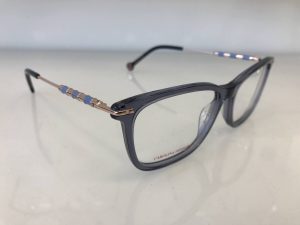 Complimentary Glasses Service in Deeside